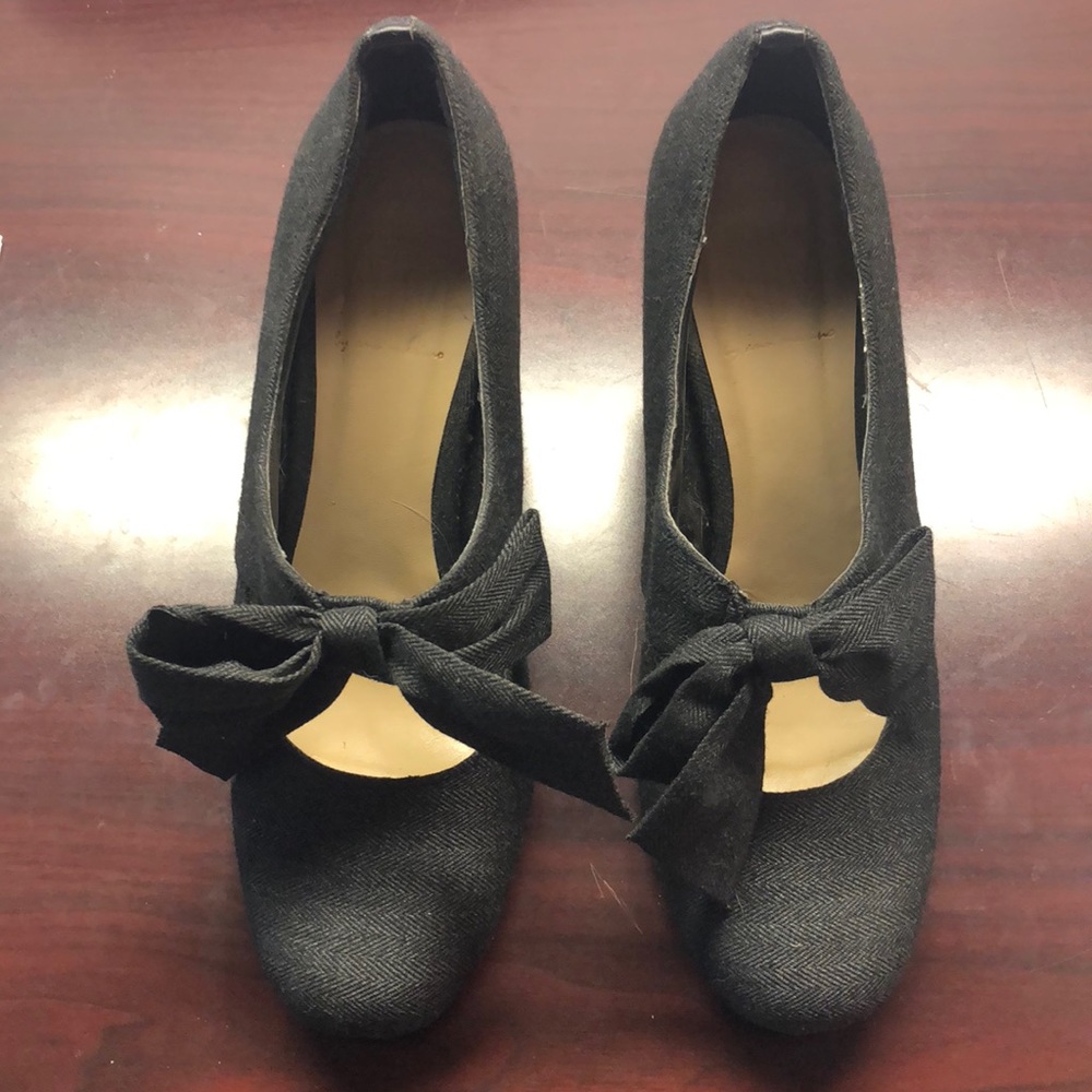 AM by Ann Marino charcoal black heels/pumps 7.5